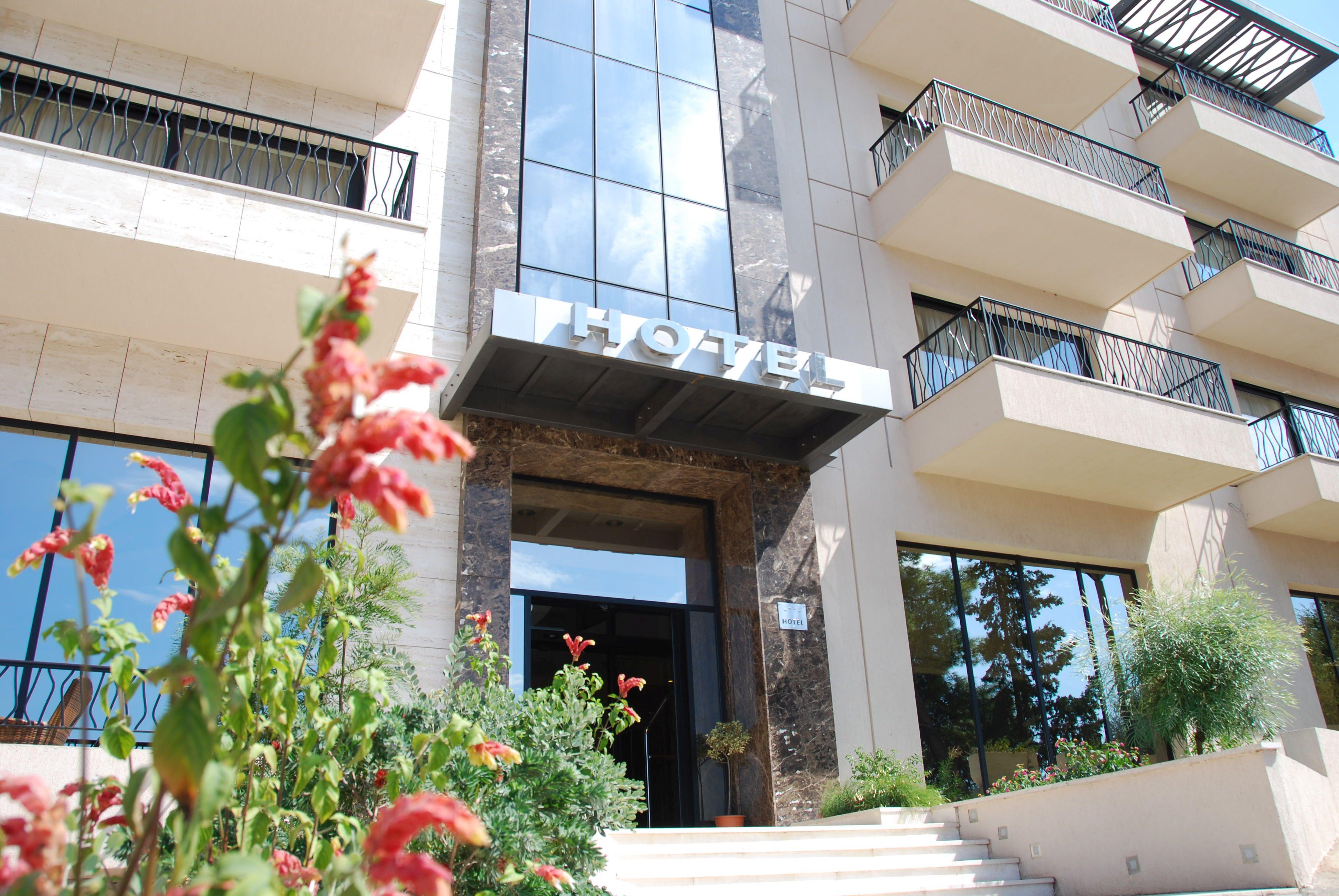 Hotel & Apartments Hec Residence Sveti Stefan Exterior photo